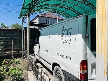 Ford Transit: 2003 г., 2 л, Фургон — 2