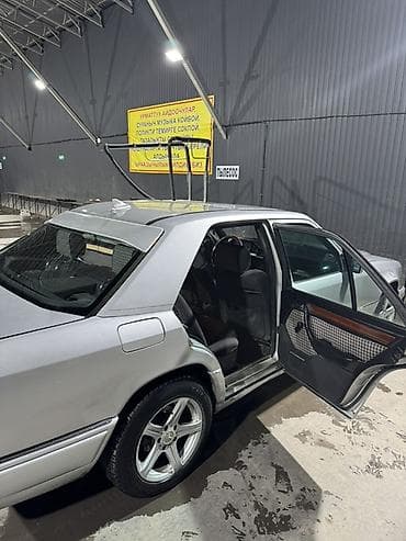 я ишу машина: Mercedes-Benz W124: 1994 г., 2.8 л, Автомат, Бензин, Седан — 5