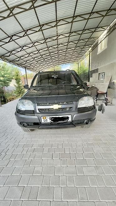 эбу нива: Chevrolet Niva: 2014 г., 1.7 л, Газ, Внедорожник — 5