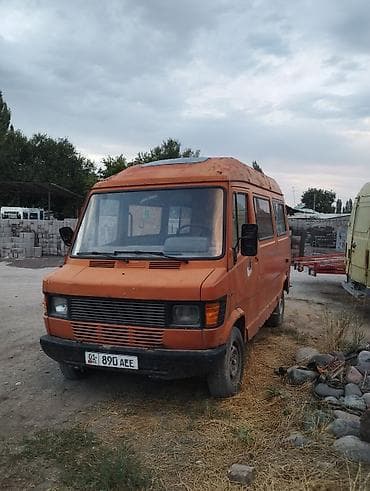 lexus 320: Mercedes-Benz T1: 1989 г., 2.9 л, Механика, Дизель, Фургон — 9