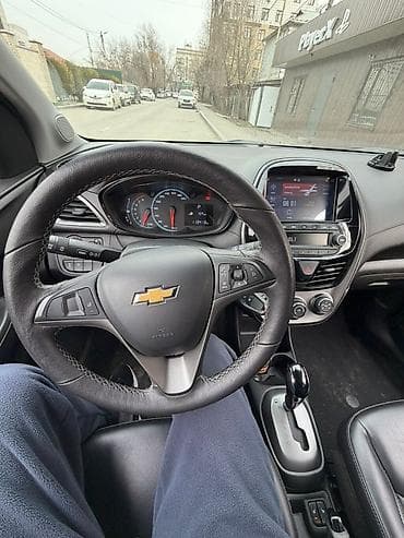 е34 3 2: Chevrolet Spark: 2020 г., Автомат, Бензин, Хэтчбэк — 1