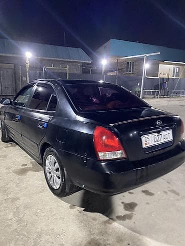 hundai: Hyundai Elantra: 2002 г., 2 л, Автомат, Седан — 1