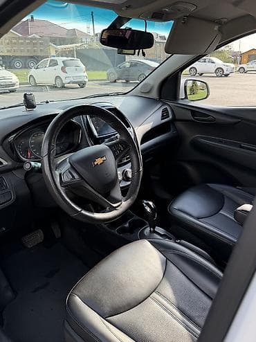 devo matiz: Chevrolet Spark: 2020 г., 1 л, Автомат, Бензин, Хэтчбэк — 5