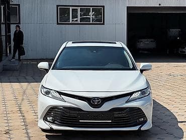 camry 5: Toyota Camry: 2018 г., 2.5 л, Автомат, Гибрид, Седан — 2
