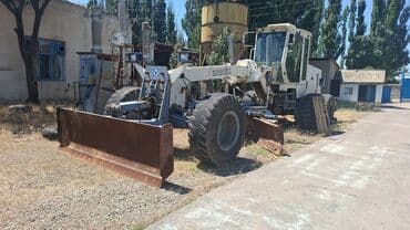 тракторный фреза: Автогрейдер XCMG GR215A Основные параметры Колёсная формула	?3 — 3