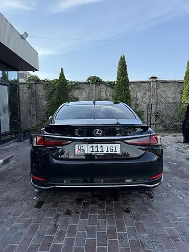 lexus es: Lexus ES: 2019 г., Автомат, Бензин, Седан — 2