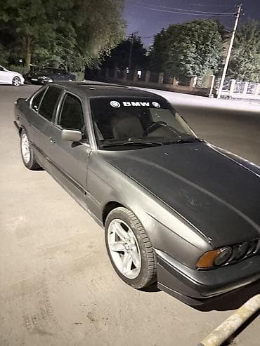 BMW 5 series: 1988 г., Бензин, Седан — 3