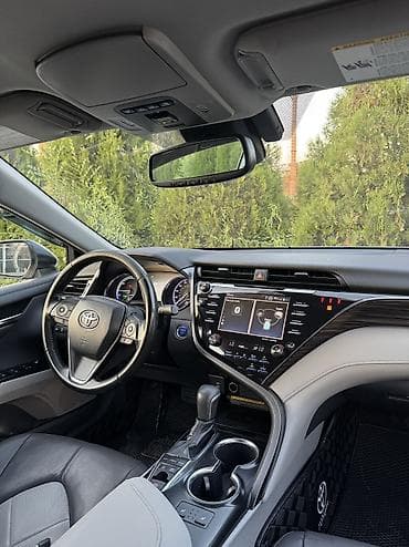 тойота грузовик: Toyota Camry: 2019 г., 2.5 л, Автомат, Гибрид, Седан — 8