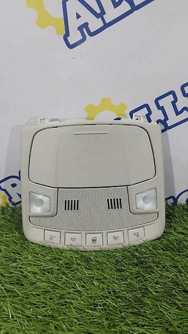 Ford Fusion v-2.0 hybrid 2013 год, передняя люстра