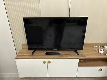 Телевизоры: Телевизор LED Avangard (диагональ около 32") с пультом ДУ. Основные — 2