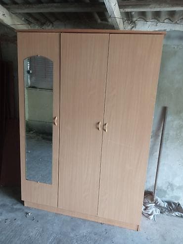 детский комод фото: Шкаф 2шт один красный один жёлтый.красный 3дверный.желтый — 1