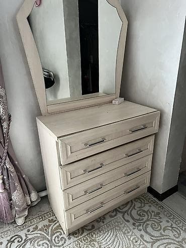 Кийим үчүн комоддор: Кийим үчүн комод, Күзгүсү менен, ЛДСП, түсү - Кызгылт — 2