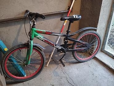 Искусство и коллекционирование: Детский велосипед, 2-колесный, 4 - 6 лет, Для мальчика, Б/у — 2