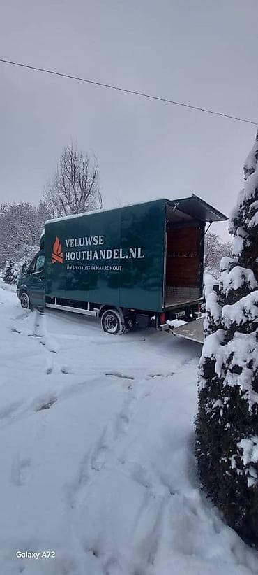 бишкек саат: Буйрутма берүү Хендай портер, Көчүү, Жүк ташуучу жумушчусу менен — 1