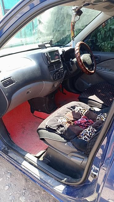 тарзан машина: Toyota Raum: 2000 г., 1.3 л, Автомат, Бензин, Минивэн — 8