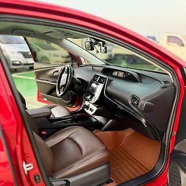 спотер: Toyota Prius: 2018 г., Гибрид, Хэтчбэк — 10