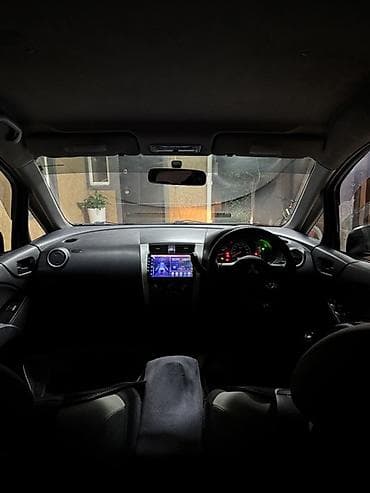 ct 200h: Mitsubishi Colt: 2003 г., 1.3 л, Автомат, Бензин, Хэтчбэк — 5