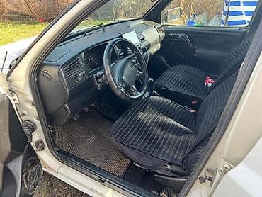 audi 90: Volkswagen Golf: 1992 г., Механика, Дизель, Хэтчбэк — 5