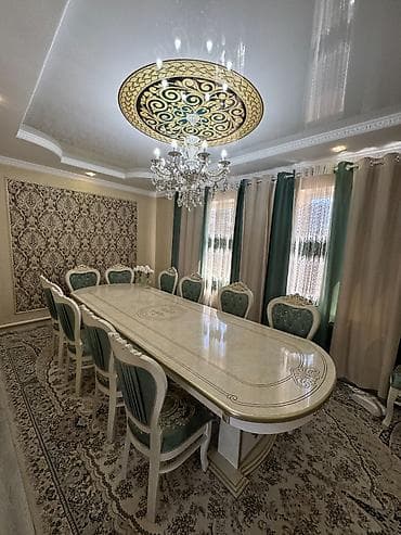 140 м², 4 комнаты — 2
