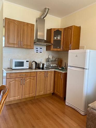 Ысык-Көлдө ижарага батир, Бостери, 4 орун, Баасы Бүтүндөй турак үй үчүн — 6