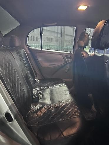 lexus e: Toyota Echo: 2001 г., Автомат, Бензин — 1