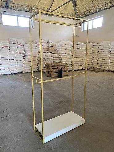 Оборудование для салонов красоты: Вешалка: ширина - 80 см длина - 150 см высота - 170 см длина рабочей — 8