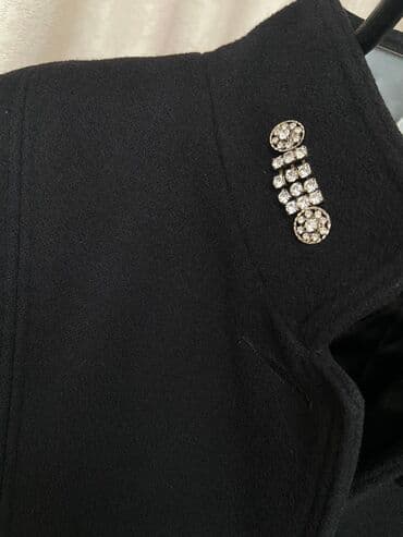 дордой женские куртки: Женское пальто, деми, кашемир, чёрное, пр-ва Италия, б/у, размер — 6