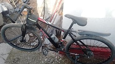 fixed gear: Горный велосипед Vicky на 29" колесах. Черная рама с красно-белыми — 1