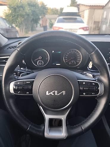 Продажа авто: Kia K5: 2022 г., 2 л, Автомат, Гибрид, Седан — 8