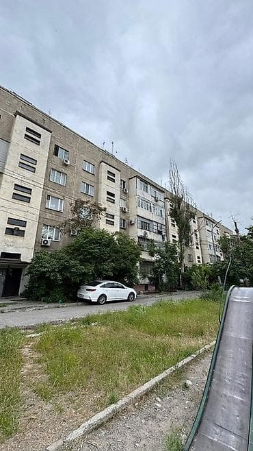 дом кирпичный: 1 комната, 34 м², 105 серия, 1 этаж, Старый ремонт — 1