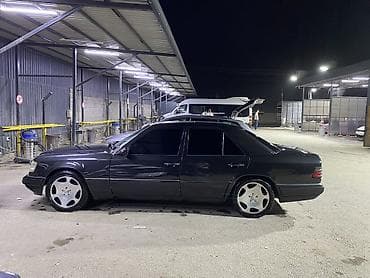 daf 75: Mercedes-Benz W124: 1993 г., 3.2 л, Автомат, Бензин, Седан — 1