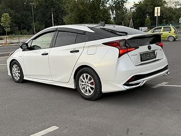 byd plus: Toyota Prius: 2019 г., 1.8 л, Автомат, Гибрид, Лифтбек — 6