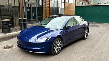 tes: Tesla Model 3: 2024 г., Электромобиль, Лифтбек — 4