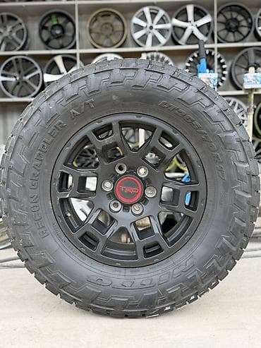 tacoma: Диски R 17 TRD, Комплект, отверстий - 6, Б/у — 1