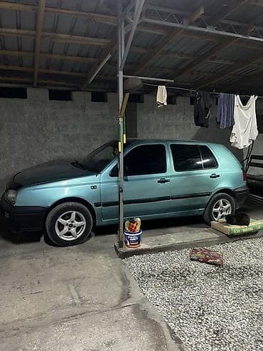 beta ff: Volkswagen Golf: 1992 г., 1.8 л, Механика, Бензин, Хэтчбэк — 1