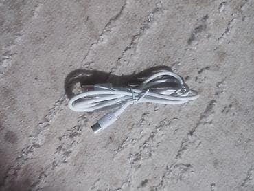 кабель телефонный: Кабель Type‑C (белый) - Подключается быстрая зарядка - Назначение — 1