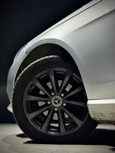 набор ключи бу: Mercedes-Benz E-Class: 2013 г., 2.2 л, Автомат, Дизель, Универсал — 6