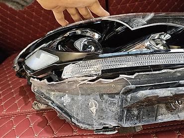 Автокосметика: Kia sorenta 2018 Фара передняя правая часть всё работает стекло — 10