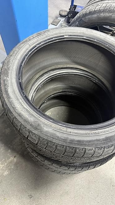 тик: Комплект из 3 зимних шин (без шипов), размер 235/45 R18 — 2