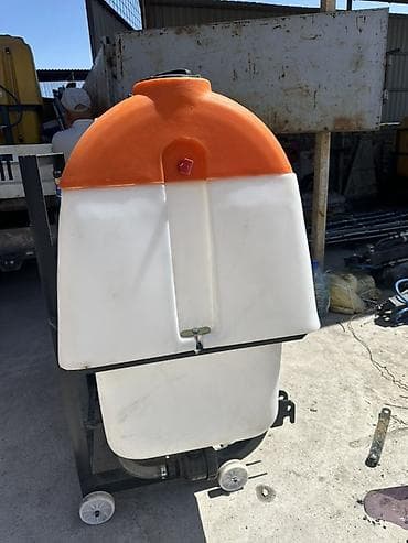 кабура оперативка: Опрыскиватель полевой навесной Tarkent - Объем бака: 600 л — 2