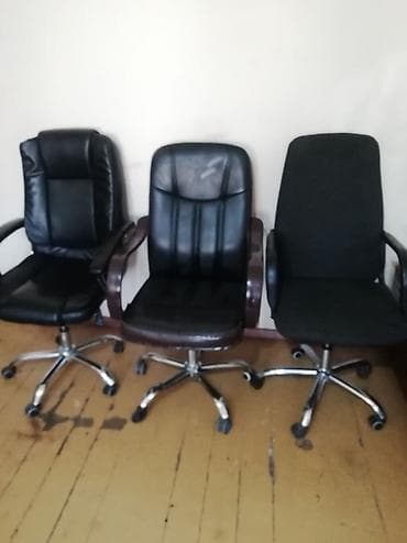 Офисные столы: Офисное кресло, Б/у, С колесиками, Самовывоз — 2