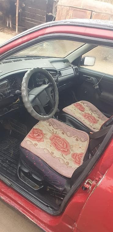 honda ahv: Volkswagen Vento: 1992 г., 1.8 л, Механика, Седан — 4