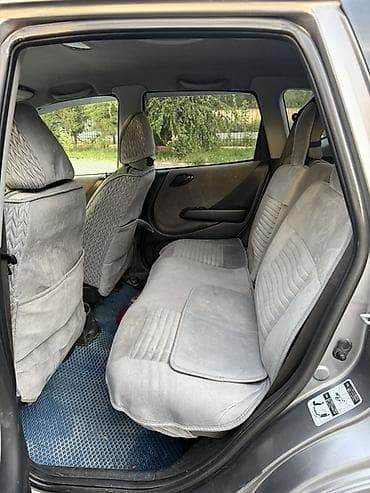 лобовое стекло на срв: Honda Fit: 2004 г., 1.3 л, Вариатор, Бензин, Хэтчбэк — 7