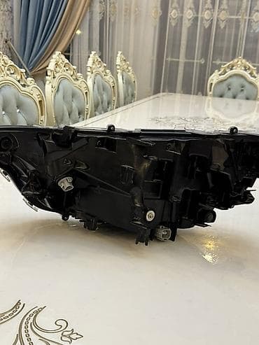 Детали электрики авто: Передняя левая фара Toyota 2019 г., Б/у, Аналог — 2