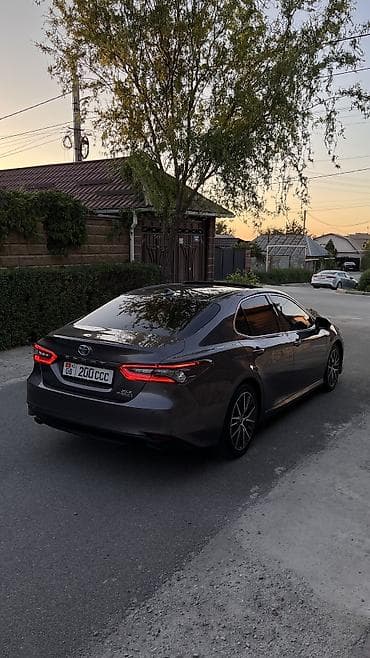 Продажа авто: Toyota Camry: 2021 г., 2.5 л, Автомат, Гибрид, Седан — 6