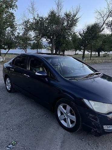купить авто дёшево: Honda Civic: 2006 г., 1.8 л, Автомат, Бензин, Седан — 3