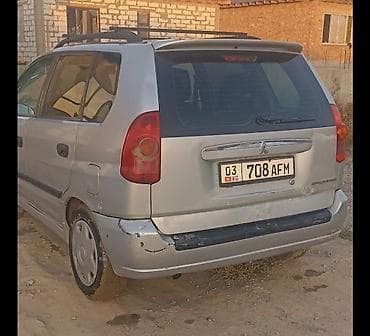 митсубиси пожеро: Mitsubishi Space Star: 2003 г., 1.6 л, Автомат, Бензин, Универсал — 4