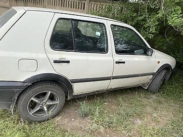 roewe ei5: Volkswagen Golf: 1992 г., 1.8 л, Механика, Бензин, Хэтчбэк — 4