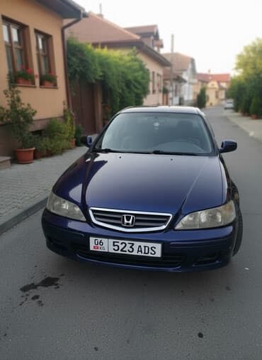 обмен дом на авто: Honda Accord: 2002 г., 2 л, Механика, Бензиновая, Седан — 1