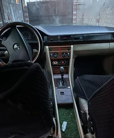 машина bwm: Mercedes-Benz W124: 2026 г., Автомат, Седан — 4